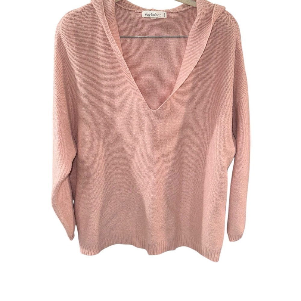 ✨ 5/$30 ✨ Workshop Republic Clothing Women's Pink‎ V-Neck Sweater